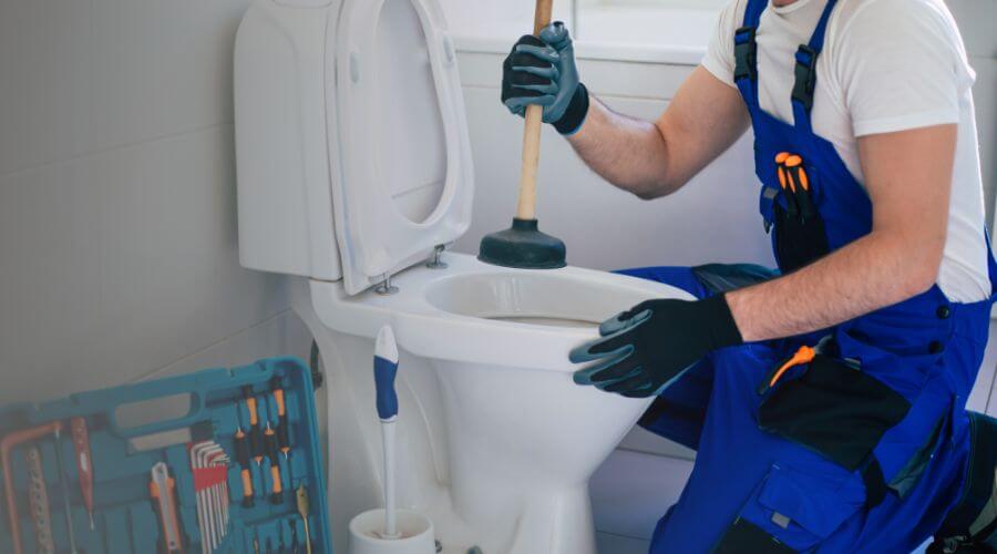 Expert burst pipe repair services in Columbiaville, MI